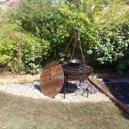 Tripod and hanging Kadai Bowl set 